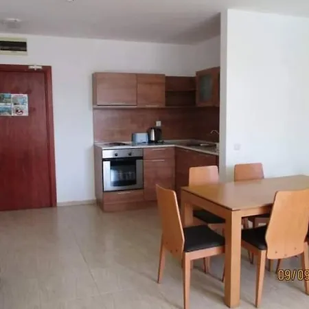 Daire 2 Bedroom At Sun Village