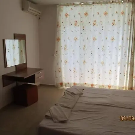 Daire 2 Bedroom At Sun Village *